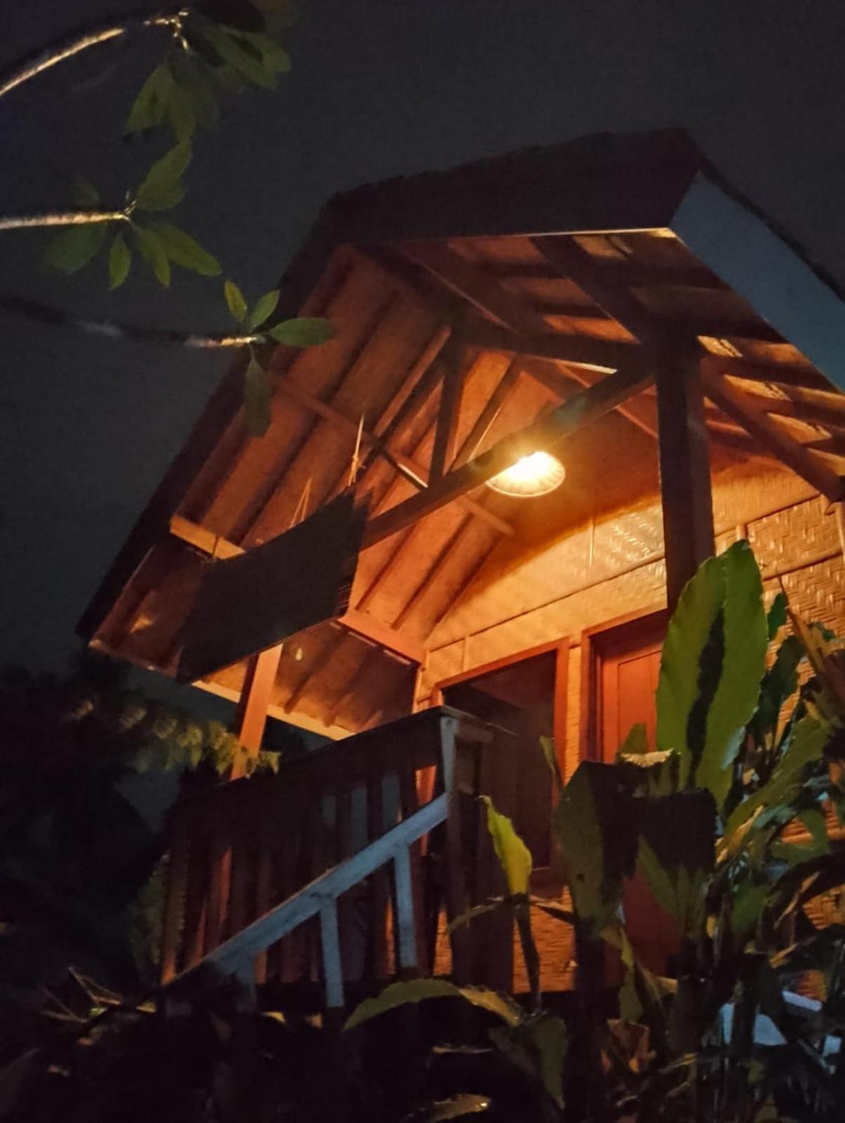 Citra Homestay Tetebatu Exterior foto